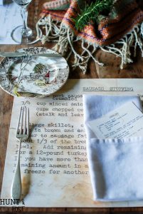 Family heirloom recipe placemats bring all the Thanksgivings past to life. Remember your loved ones and your heritage with this easy DIY placemat, perfect for your Thanksgiving table, Christmas dinner or Easter brunch! www.huntandhost.net