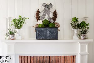 A fresh Spring mantel with DIY decorative balls. Bright, cheery and neutral spring décor you can make yourself!
