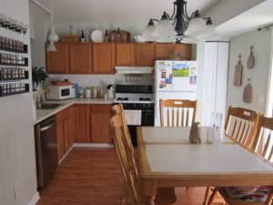 Kitchen remodels, the ugliest befores to the prettiest afters! You have to see these kitchen makeovers, tips, tricks and DIY's.