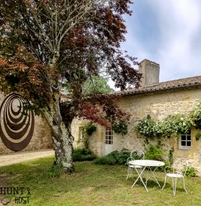 Visit the french countryside through pictures of this rustic trip in Southern France. A stunning French Chateau serves as the backdrop of an off the beaten path vacation of a lifetime!