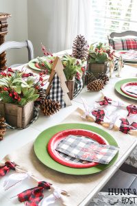 This Christmas go mad for plaid with these precious DIY Christmas placemats, use buffalo check and fabulous CHristmas ribbon to decorate your Christmas table in style with this easy DIY. #ad #handmadewithjoann @JOANN #buffalocheck #plaidholiday #Christmastable #DIYChristmasdecor #easyChristmascraft #christmasribbon