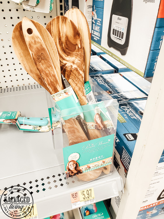 Personalize these inexpensive finds from Walmart with your Walnut Hollow Versa Tool and Hot stamps. Tons of personalized gift ideas, great for Father's Day gifts, Mother's Day gifts and special Christmas presents. Wood-burning letters is very easy and quick to do with tons of personalizing potential. #woddburning #personalizedgift #monogram #inexpensivegiftideas #DIYgifts #heatstamp 