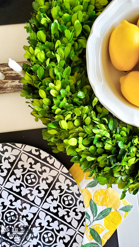 Create an easy DIY centerpiece for your summer tablescape and use it all year round in your home decor. #scrapwood #picketfence #summertable #lemondecor