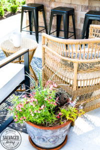 Create a charming and cozy patio area with these gorgeous patio furniture selections. You will love the mix of old and new for a vintage lived in feel for the perfect outdoor living area to your home! #patiofurniture #outdoorliving #cozypatio
