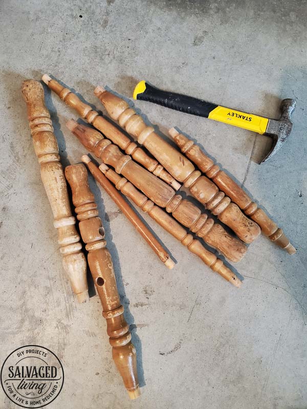 Learn how to repurpose old spindles into reusable decor items for everyday and holiday decorating. This simple DIY tutorial will help you know what to do with old spindles. #upcycle #woodworking #spindlemakeover #decorstand 