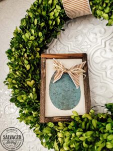 Three ways to use dollar store wooden eggs in your spring and Easter decorating, See how to paint these farmhouse style Robin Egg Blue eggs and three fun ways to use them in your decor. Budget dollar store crafts can be cute and expensive looking! #dollartree #dollartreecraft #Easterdecor #budgetdecoridea