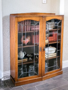 An old antique cabinet gets a transformation makeover with ease, Rust-Oleum's Chalk Finish Spray Paint in Blush Pink adds a soft and sweet touch to my home! See how easy this furniture makeover is with this easy to use spray chalk paint, it makes furniture painting a breeze. #rustoleum #rustoleumimagine #chalkspray #upcycled #upcycledfurniture #sponsored