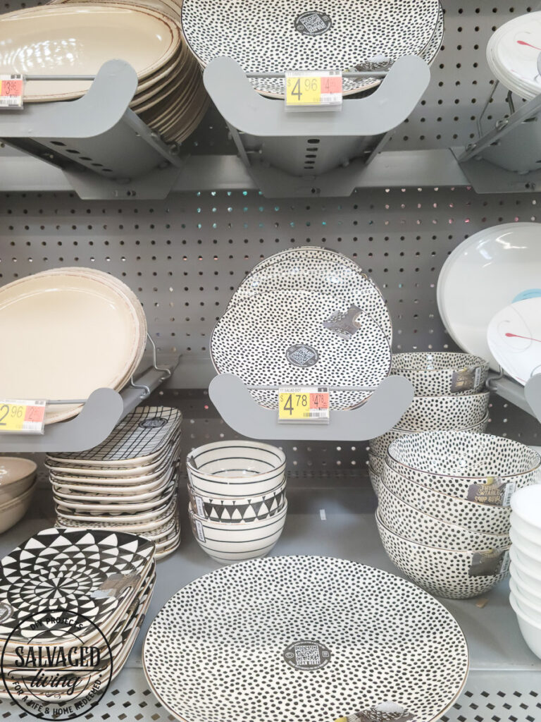 I got new dishes at Wal-Mart. It was time to freshen up after my divorce and throw out the old plates that were a wedding gift 20 years ago. I love these fun spunky new dishes for our everyday wear. Not to mention they are so affordable! #walmartfind #tableware #placesetting #newdishes #tablescape 