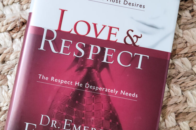 5 books that helped me through my divorce and they can help you stregthen your marriage or hold your hand in a divorce. #divorcebooks #christianmarriage