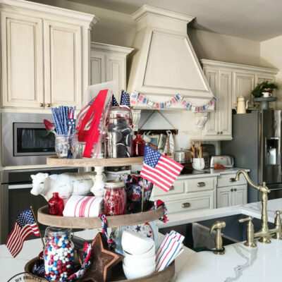 4th of July Tiered Tray Decor!