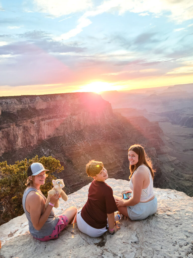 An RV vacation to the Grand Canyon, follow along on our Grand Canyon vacation adventure and see how this single mom took her kids on an epic road trip! #grandcanyonrv #singlemomtrip