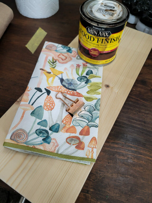 DIY To-Do List Holder From Scrap Wood