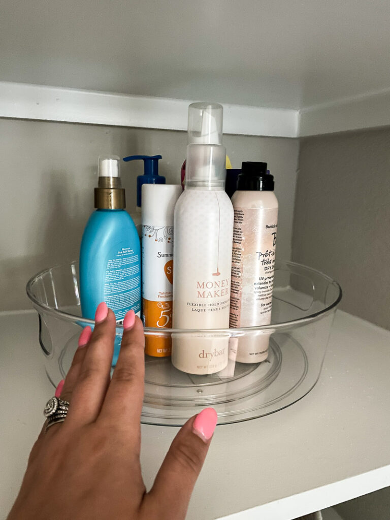 If you're on the hunt for bathroom organization ideas, look no further! I've got 5 Amazon must-haves for bathroom organization that you NEED TO SEE! And I've already tested them myself, so you know they're a winner! #bathroom #organization #amazonfinds