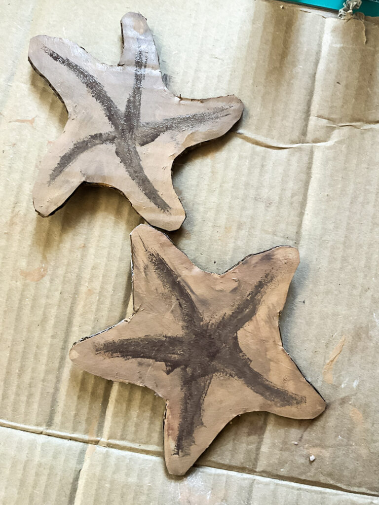 Use cardboard to make a beautiful DIY starfish and use as nautical decor! #cardboard #starfish #nautical #beach