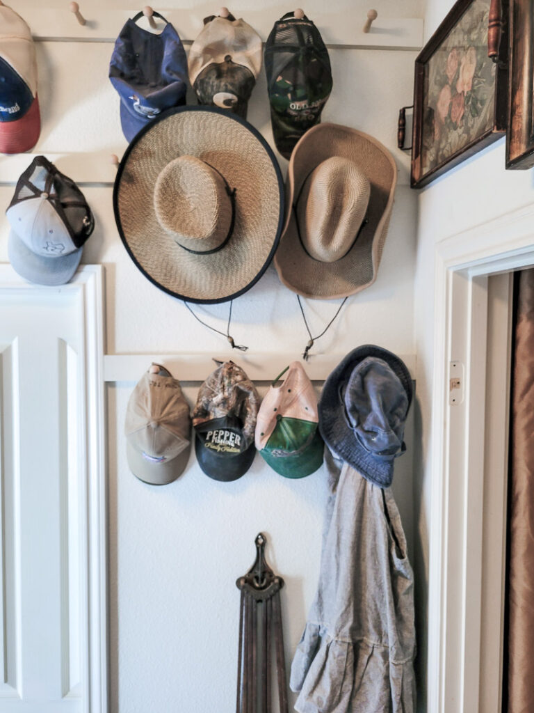 I'm a girl who loves vintage style... even when it comes to how to store baseball hats. If that's your vibe too, SEE THIS! #vintagestyle #hatstorage #baseballhat #baseballhatstorage