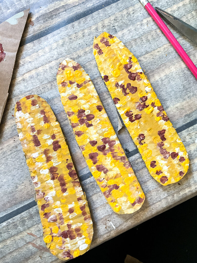 This DIY faux corn is what your Fall decor is missing! It's budget-friendly, easy, and seriously so cute!! See how here!