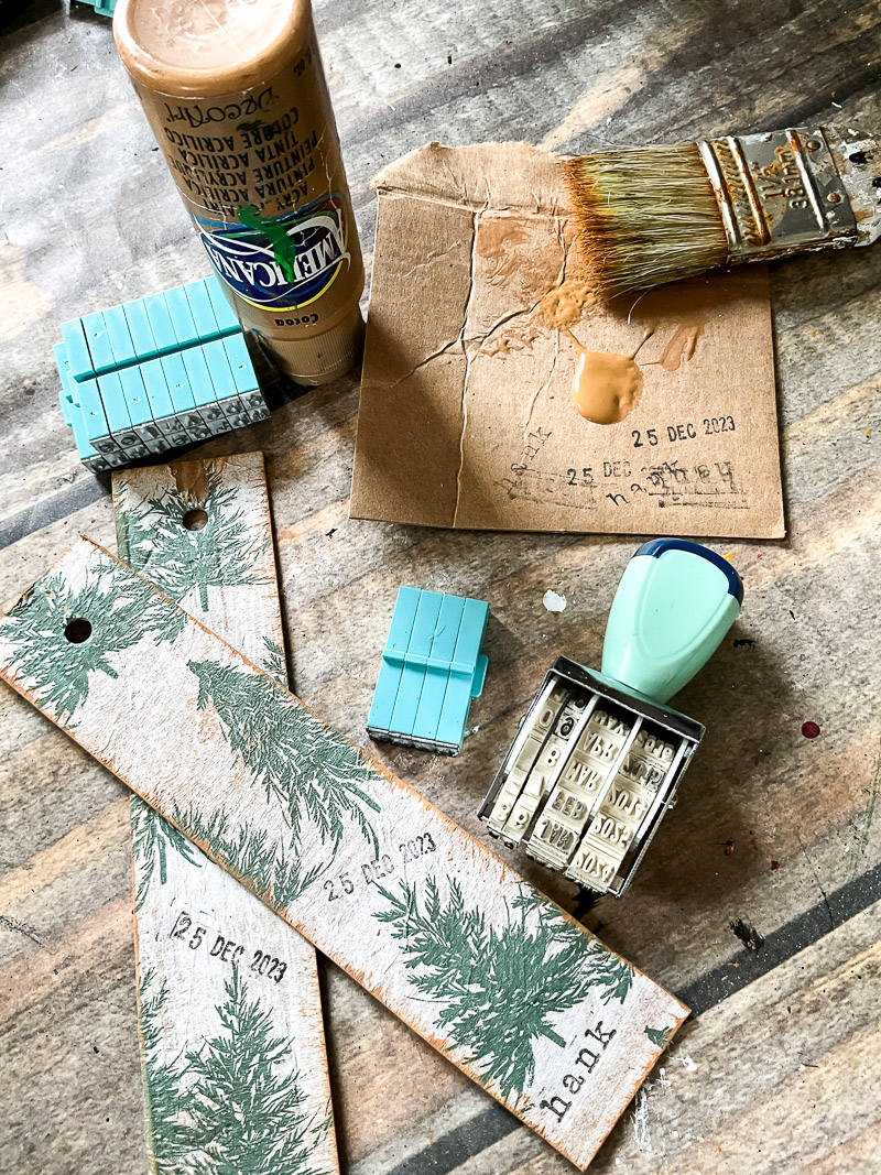 Vintage-Inspired Christmas Gift Tags - Salvaged Living